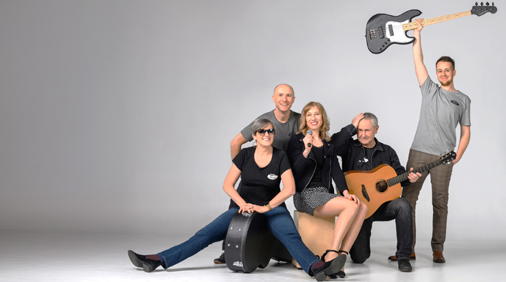 Fotografia członków zespołu "Inne Słowa".