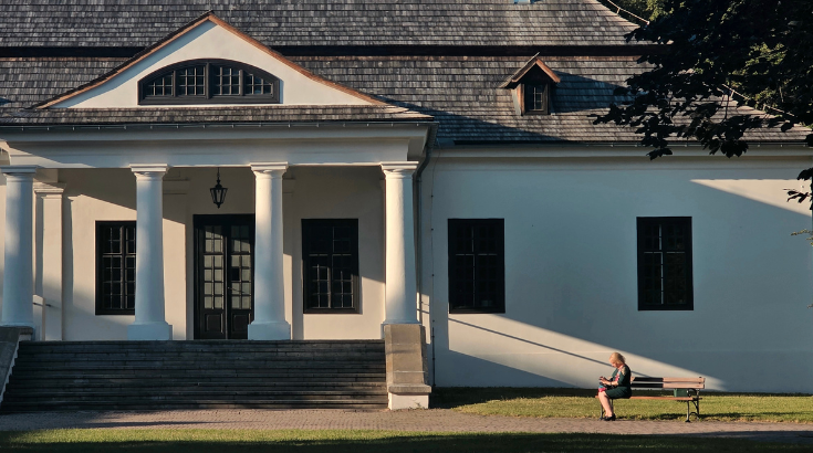 Centrum Kultury Dworek Białoprądnicki